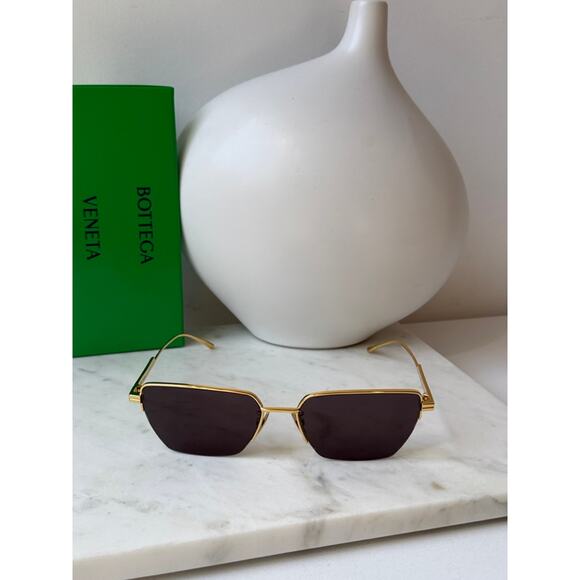 NEW Bottega Veneta BV1107S Gold Cat Eye Sunglasses main image 6